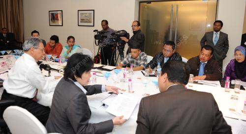 IND01_19122012_MUSTAPA