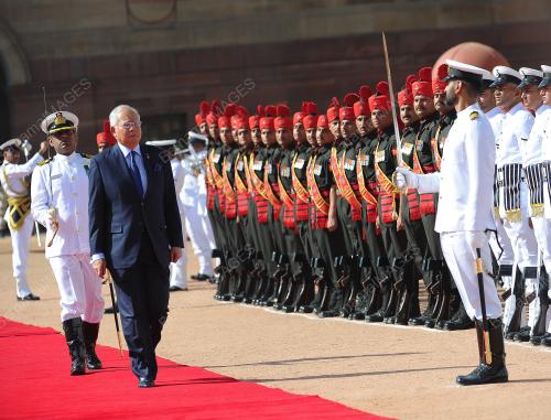 IND02_01042017_PM_INDIA