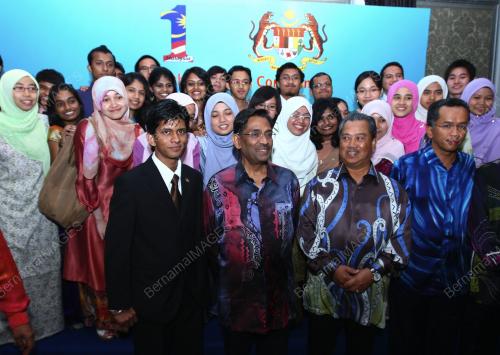MUHYIDDIN YASSIN