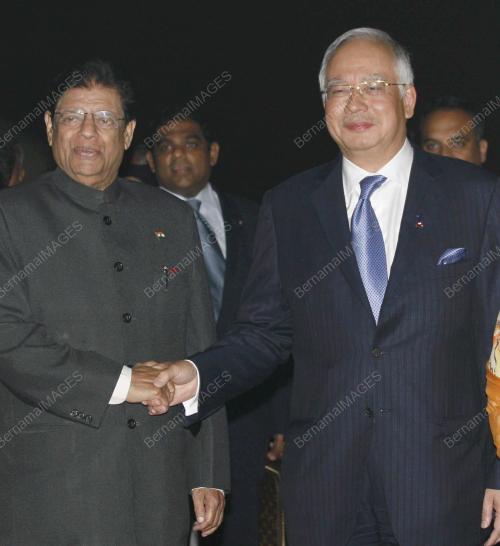 MOHD NAJIB TUN ABDUL RAZAK