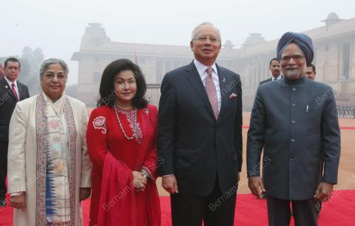 MOHD NAJIB TUN ABDUL RAZAK