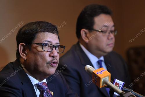IND02_23012018_SIDANG_MEDIA