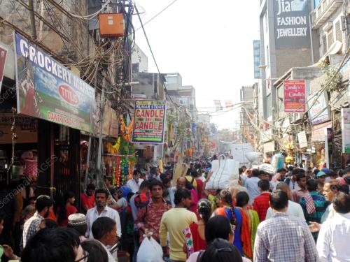 IND02_25102015_SHOPPING