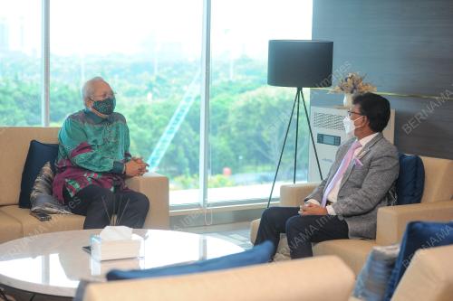 TAN SRI ANNUAR MUSA