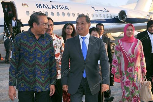 TAN SRI MUHYIDDIN YASSIN