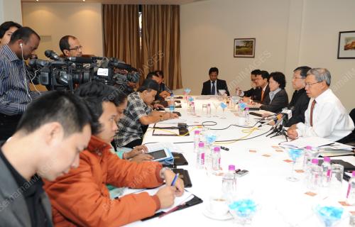 IND03_19122012_MUSTAPA_MITI
