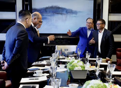 DATUK SERI ANWAR IBRAHIM