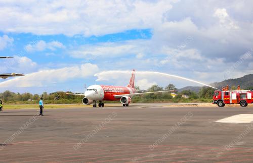 PESAWAT AIRASIA AK 366