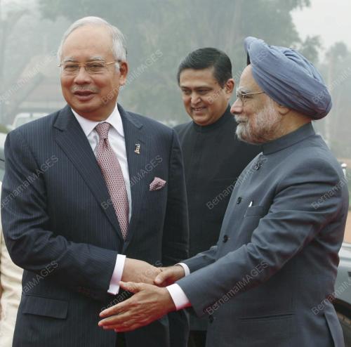 MOHD NAJIB TUN ABDUL RAZAK