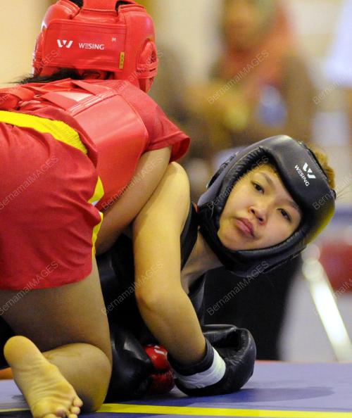 IND05_12122014_SANDA_WANITA