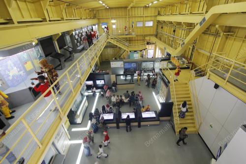 IND06_05052016_MUZIUM_TSUNAMI