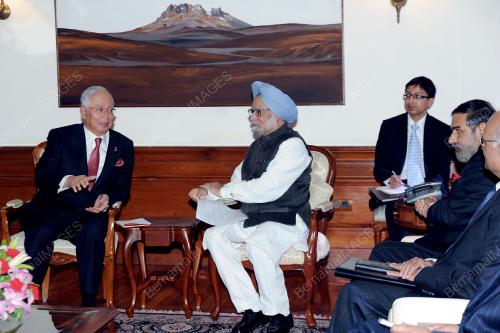 IND06_20122012_PM_INDIA