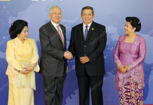 DATUK SERI MOHD NAJIB TUN RAZAK