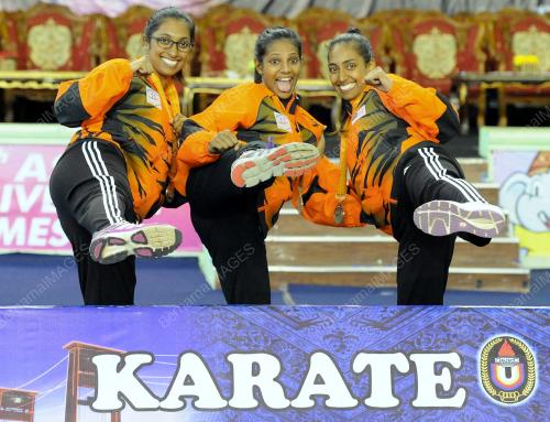 IND08_12122014_WANITA_KARATE