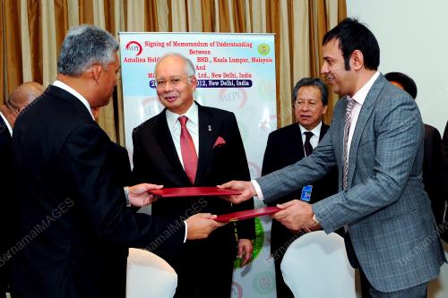 IND08_20122012_PM_SAKSI
