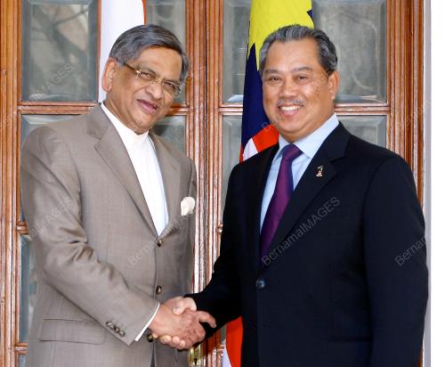 MUHYIDDIN YASSIN