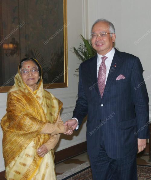 MOHD NAJIB TUN ABDUL RAZAK
