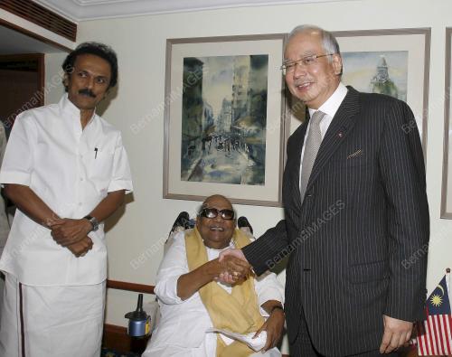 MOHD NAJIB TUN ABDUL RAZAK