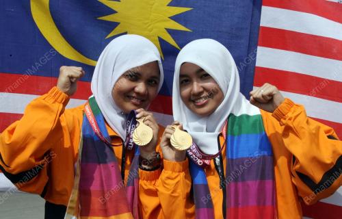 MENEMBAK