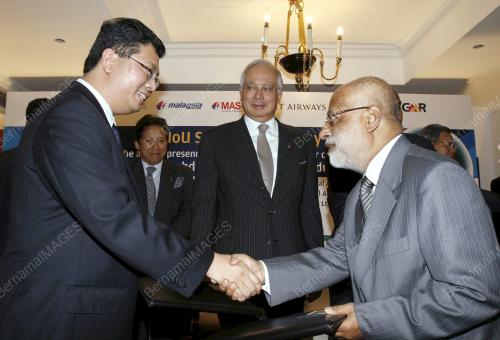 MOHD NAJIB TUN ABDUL RAZAK