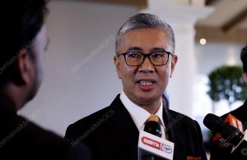 TENGKU DATUK SERI ZAFRUL ABDUL AZIZ