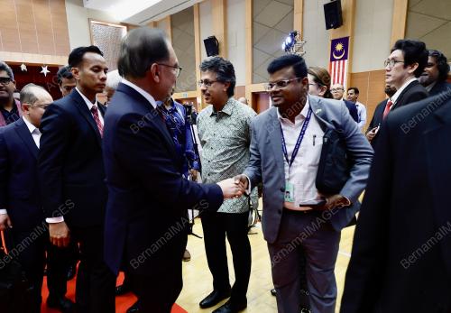 DATUK SERI ANWAR IBRAHIM