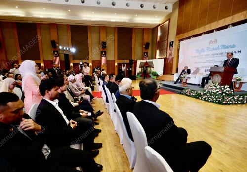DATUK SERI ANWAR IBRAHIM