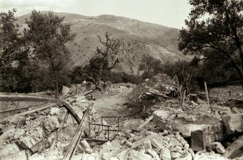 ROUDBAIL QUAKE
