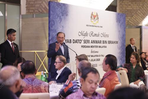 DATUK SERI ANWAR IBRAHIM