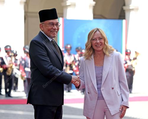 DATUK SERI ANWAR IBRAHIM