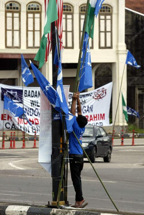 JB00_27012011_BN-FLAG