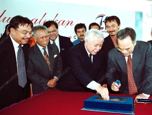 JB01-19_09_2000_PENYEWA_BARU_13012016
