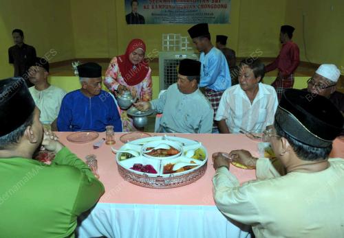 JB012_04052012_KENDURI_KG