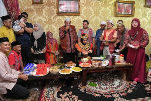 HARI GAWAI