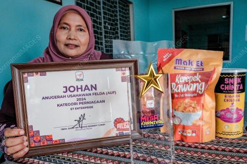 KEREPEK BAWANG MAK ET