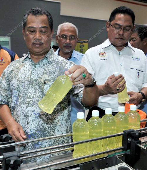 TAN SRI MUHYIDDIN YASSIN