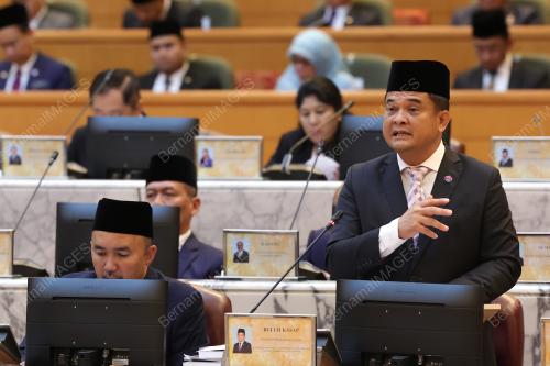 DATUK ZAHARI SARIP