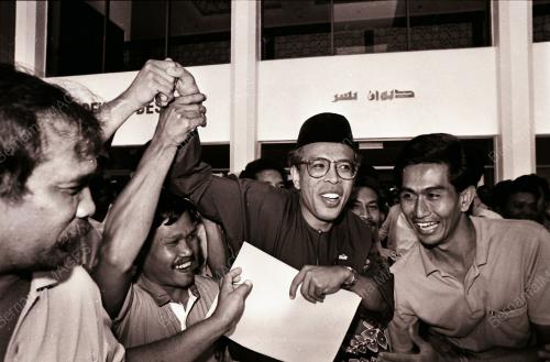 YANG BERHORMAT DATUK SHAHRIR ABDUL SAMAD