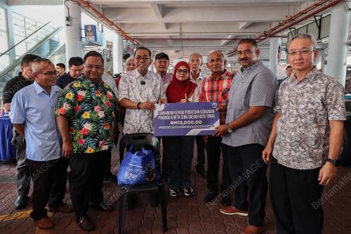 DATUK SERI MOHAMED KHALED NORDIN