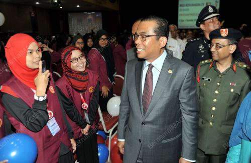 JB01_02092014_MAHASISWA_2014