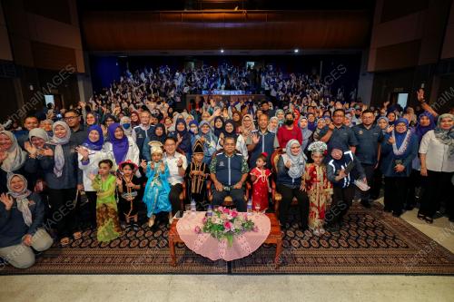 DATUK AARON AGO DAGANG