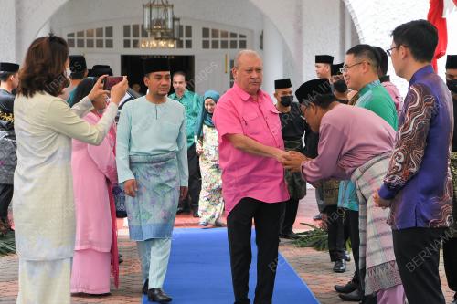 SULTAN JOHOR SULTAN IBRAHIM ALMARHUM SULTAN ISKANDAR