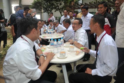 JB01_03092015_HALUAN_SISWA_2015_16_1