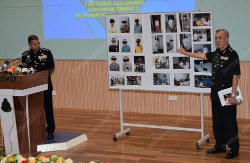 DATUK AYOB KHAN MYDIN PITCHAY