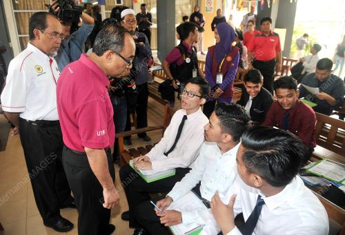 JB01_04092017_HARI_PENDAFTARAN_UTM