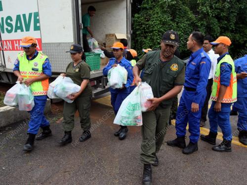 JB01_04122013_SEGAMAT_BANJIR