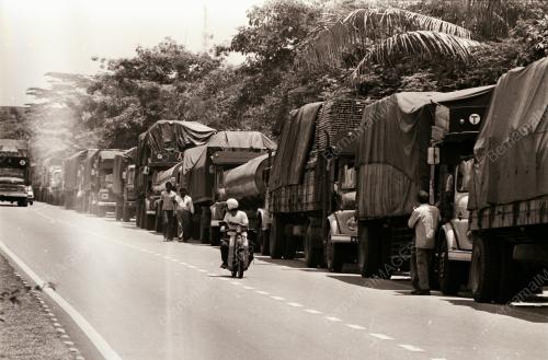 LORI LEBIH MUATAN DI JOHOR