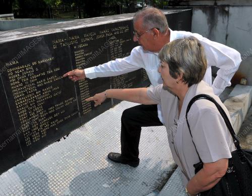 JB01_05082012_MEMORIAL