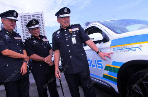 DATUK MOHD KAMARUDIN MD DIN