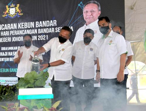 DATUK HASNI MOHMMAD